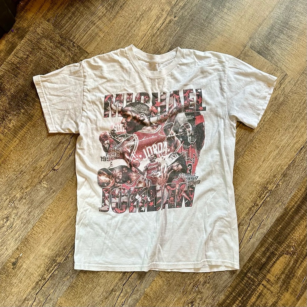 Vintage Michael Jordan Graphic Tee – Fits Adult S/M